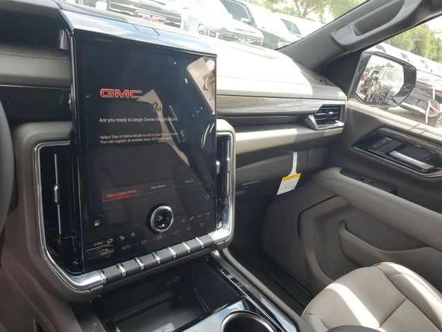 Nuevos GMC YUKON XL à Estados chez autogozo