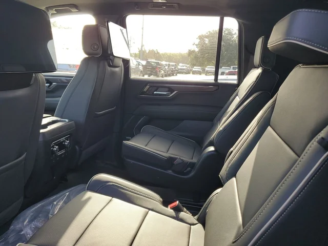 Nuevos GMC YUKON XL à Estados chez autogozo