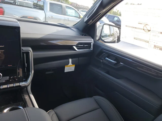 Nuevos GMC YUKON XL à Estados chez autogozo