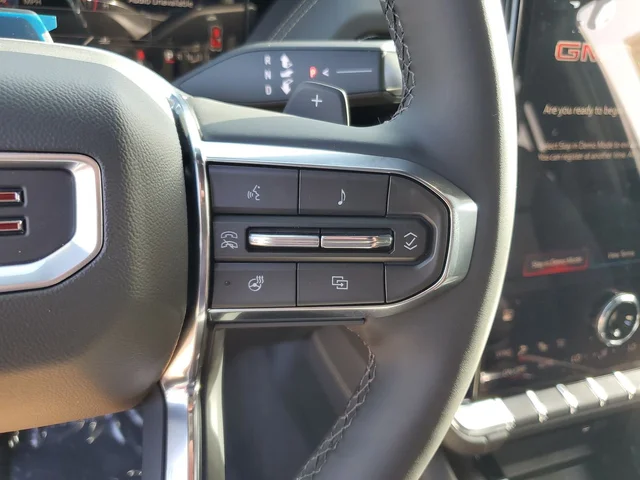 Nuevos GMC YUKON XL à Estados chez autogozo