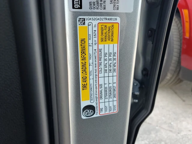 Nuevos GMC YUKON XL à Estados chez autogozo