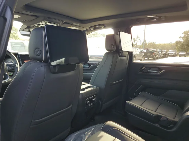 Nuevos GMC YUKON XL à Estados chez autogozo