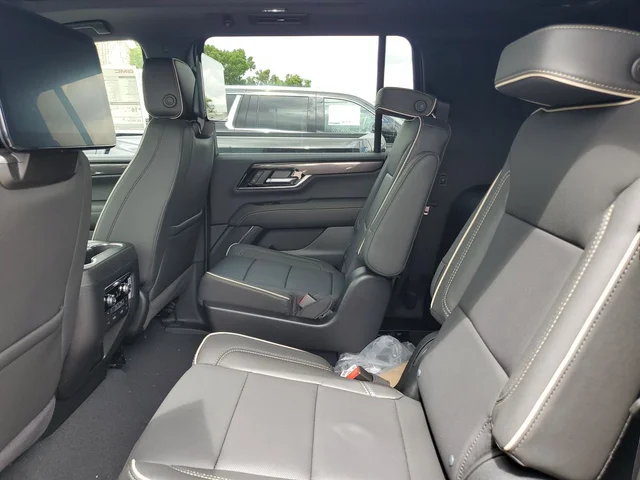 Nuevos GMC YUKON XL à Estados chez autogozo