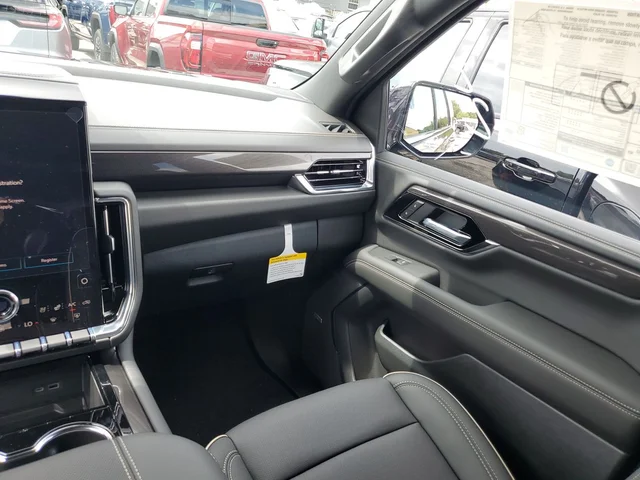 Nuevos GMC YUKON XL à Estados chez autogozo