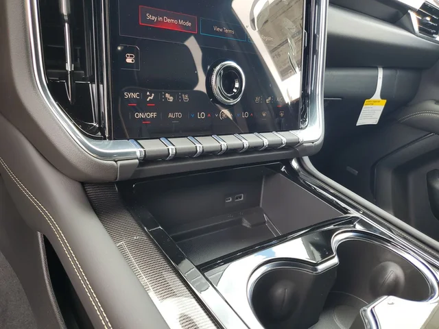 Nuevos GMC YUKON XL à Estados chez autogozo