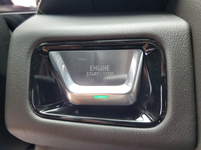 Nuevos GMC YUKON XL à Estados chez autogozo