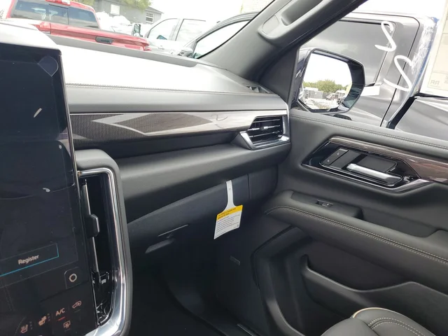 Nuevos GMC YUKON XL à Estados chez autogozo