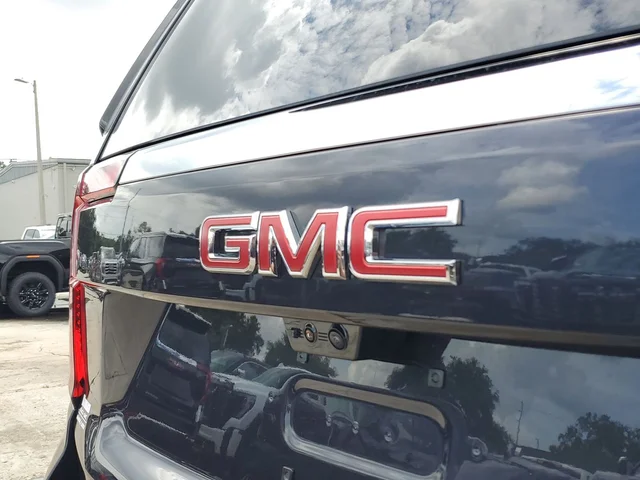 Nuevos GMC YUKON XL à Estados chez autogozo