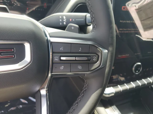 Nuevos GMC YUKON XL à Estados chez autogozo