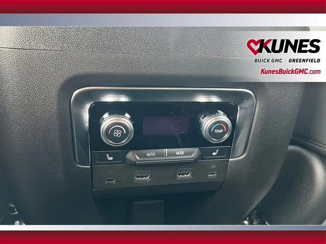 Nuevos GMC YUKON XL à Estados chez autogozo