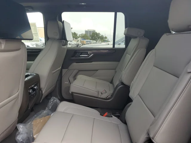 Nuevos GMC YUKON XL à Estados chez autogozo