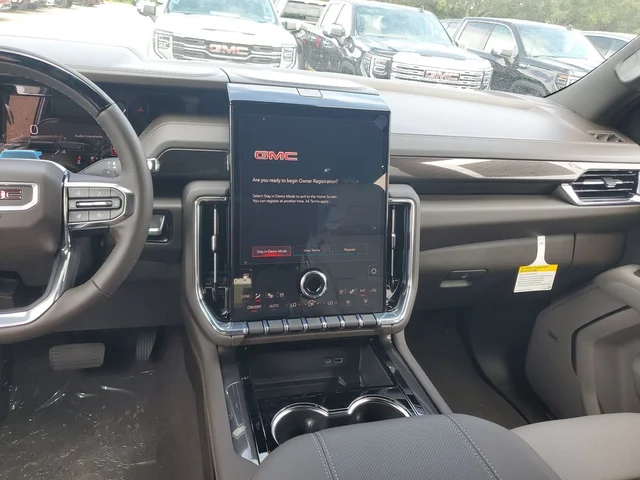 Nuevos GMC YUKON XL à Estados chez autogozo