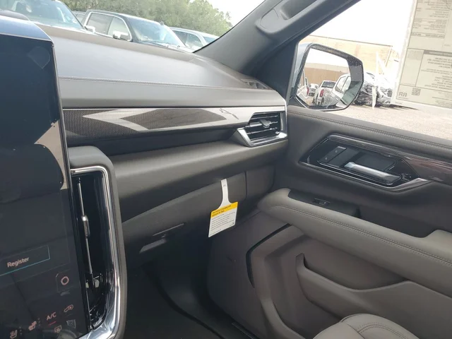 Nuevos GMC YUKON XL à Estados chez autogozo