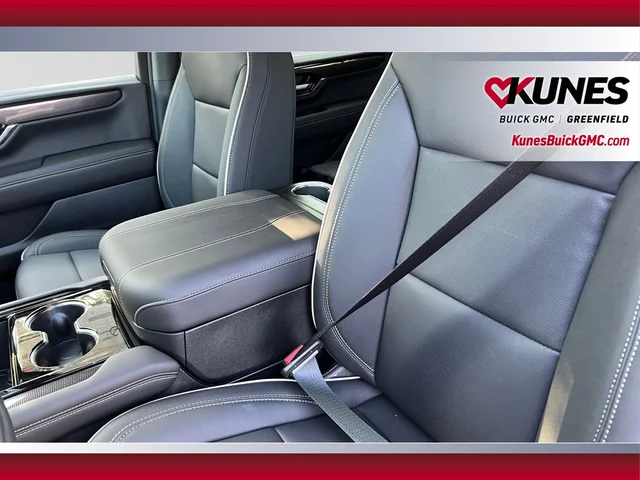 Nuevos GMC YUKON XL à Estados chez autogozo