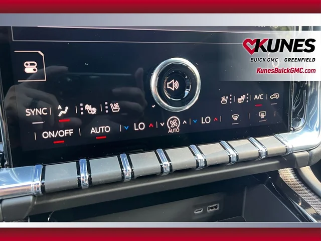 Nuevos GMC YUKON XL à Estados chez autogozo