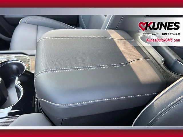 Nuevos GMC YUKON XL à Estados chez autogozo