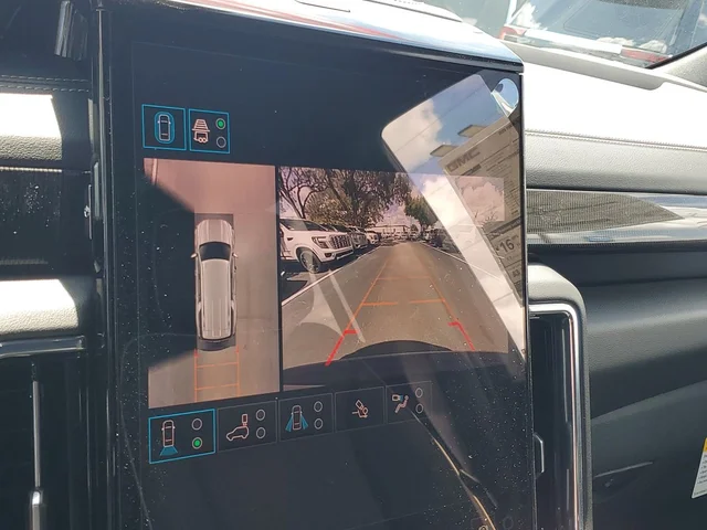 Nuevos GMC YUKON XL à Estados chez autogozo