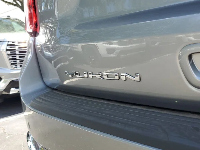 Nuevos GMC YUKON XL à Estados chez autogozo