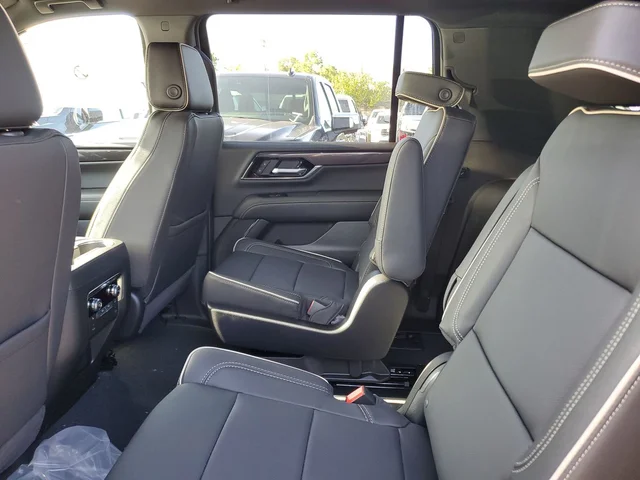 Nuevos GMC YUKON XL à Estados chez autogozo