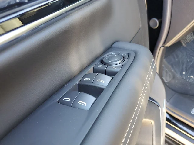 Nuevos GMC YUKON XL à Estados chez autogozo
