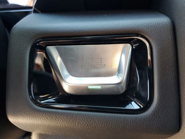 Nuevos GMC YUKON XL à Estados chez autogozo