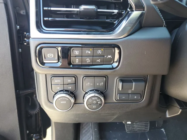 Nuevos GMC YUKON XL à Estados chez autogozo