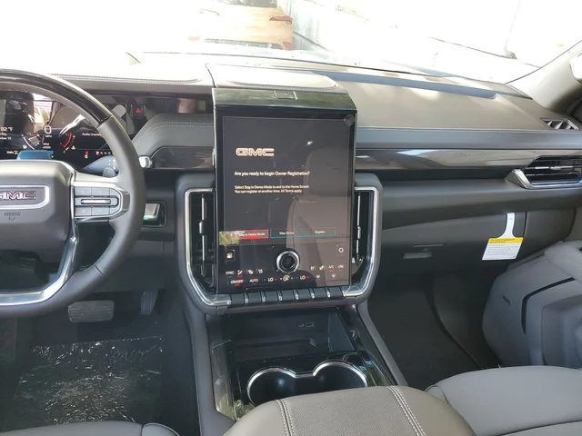 Nuevos GMC YUKON XL à Estados chez autogozo