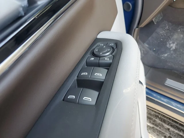 Nuevos GMC YUKON XL à Estados chez autogozo