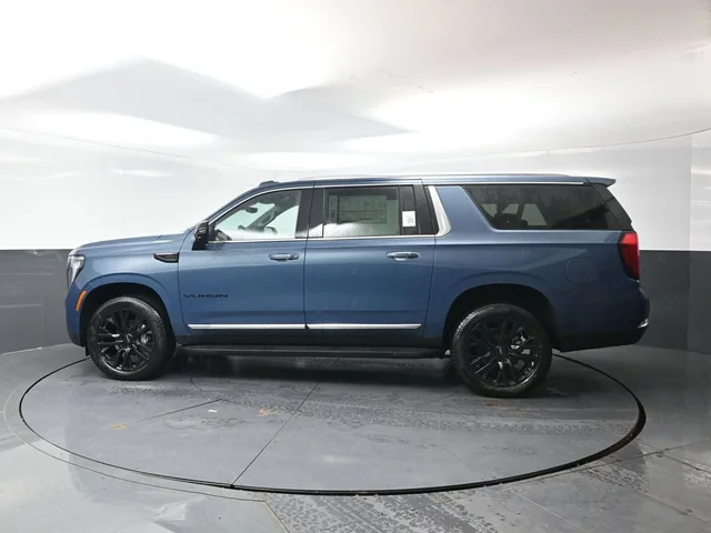 Nuevos GMC YUKON XL à Estados chez autogozo