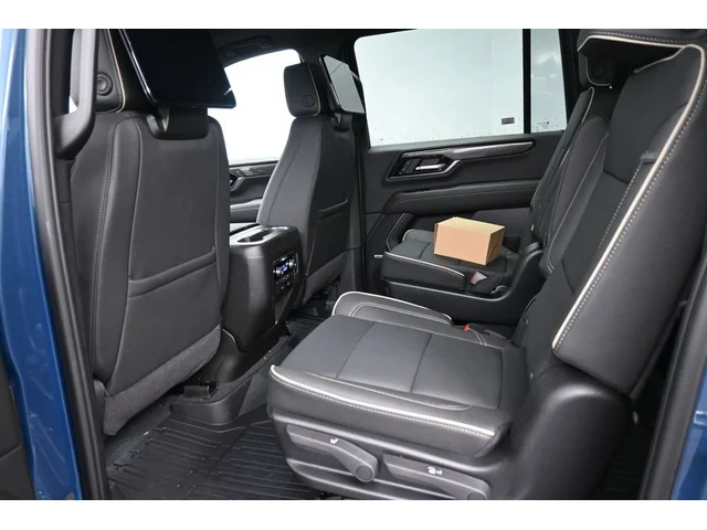 Nuevos GMC YUKON XL à Estados chez autogozo