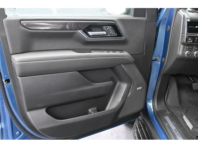 Nuevos GMC YUKON XL à Estados chez autogozo