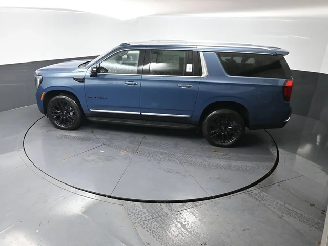 Nuevos GMC YUKON XL à Estados chez autogozo