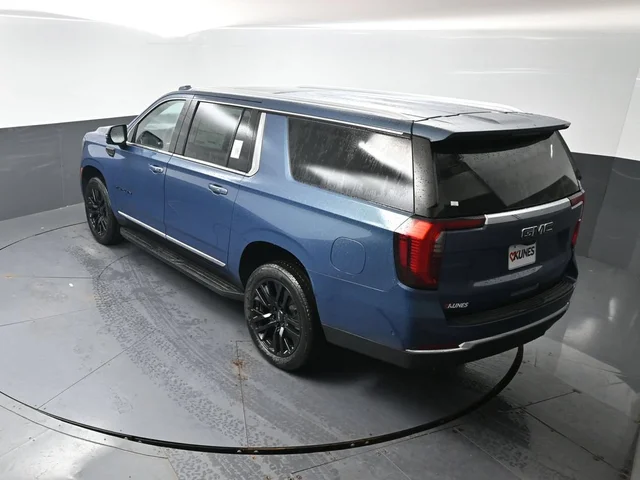Nuevos GMC YUKON XL à Estados chez autogozo