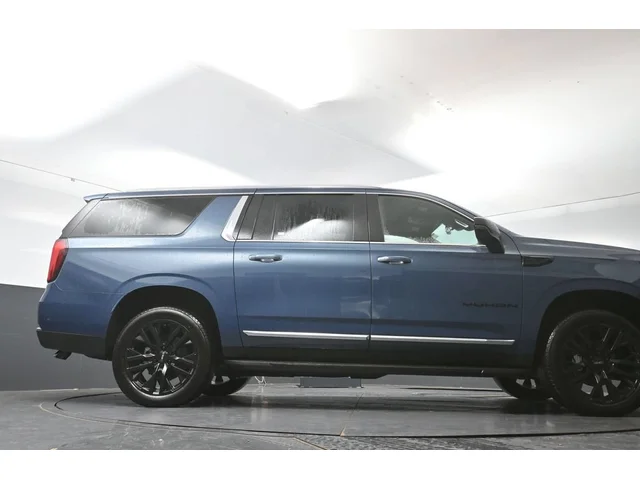 Nuevos GMC YUKON XL à Estados chez autogozo