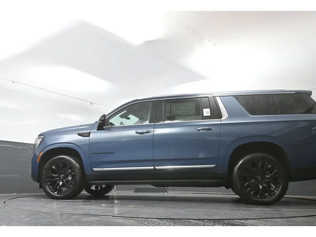 Nuevos GMC YUKON XL à Estados chez autogozo