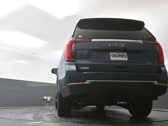 Nuevos GMC YUKON XL à Estados chez autogozo