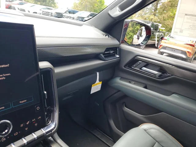 Nuevos GMC YUKON XL à Estados chez autogozo