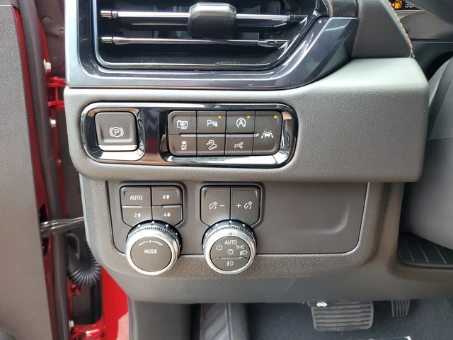 Nuevos GMC YUKON XL à Estados chez autogozo