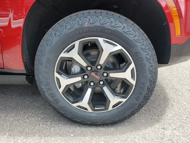 Nuevos GMC YUKON XL à Estados chez autogozo