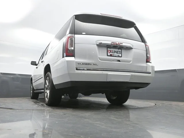 SEMINUEVOS GMC Yukon XL a Estados en autogozo