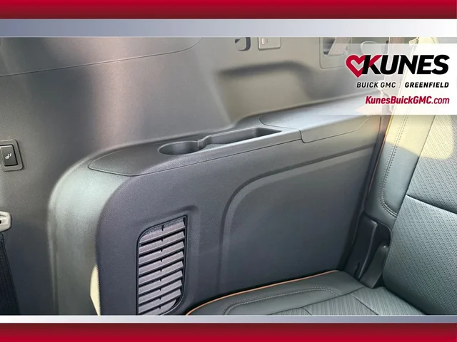 Nuevos GMC YUKON XL à Estados chez autogozo