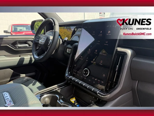 Nuevos GMC YUKON XL à Estados chez autogozo