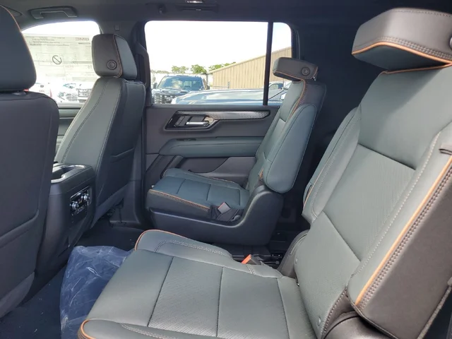 Nuevos GMC YUKON XL à Estados chez autogozo