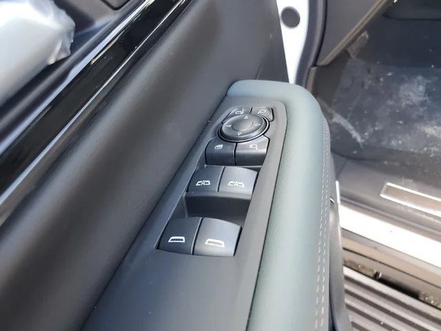 Nuevos GMC YUKON XL à Estados chez autogozo