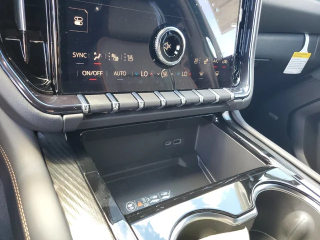 Nuevos GMC YUKON XL à Estados chez autogozo