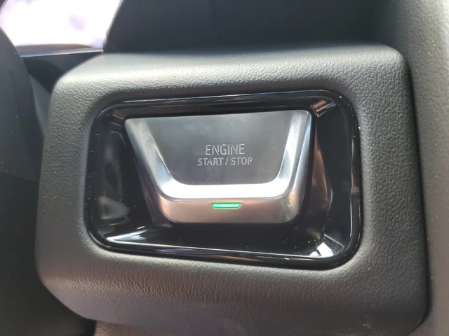 Nuevos GMC YUKON XL à Estados chez autogozo