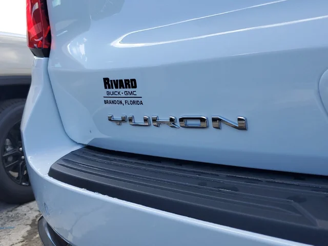 Nuevos GMC YUKON XL à Estados chez autogozo