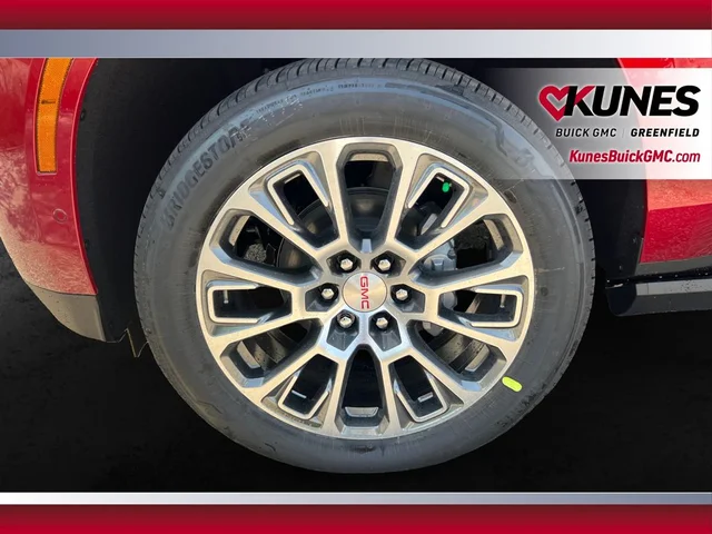 Nuevos GMC YUKON XL à Estados chez autogozo