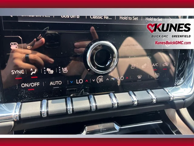 Nuevos GMC YUKON XL à Estados chez autogozo