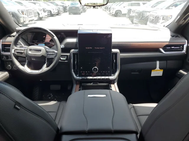 Nuevos GMC YUKON XL à Estados chez autogozo